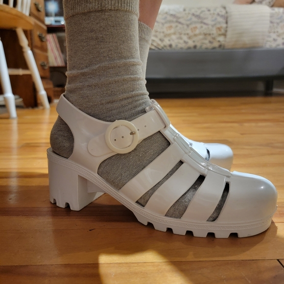 American Apparel Jelly Sandals - Picture 2 of 8